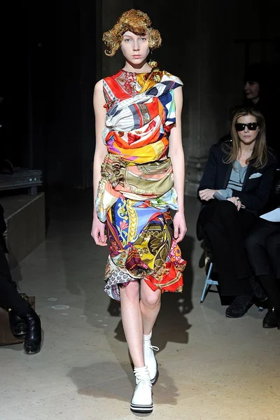 Look 14